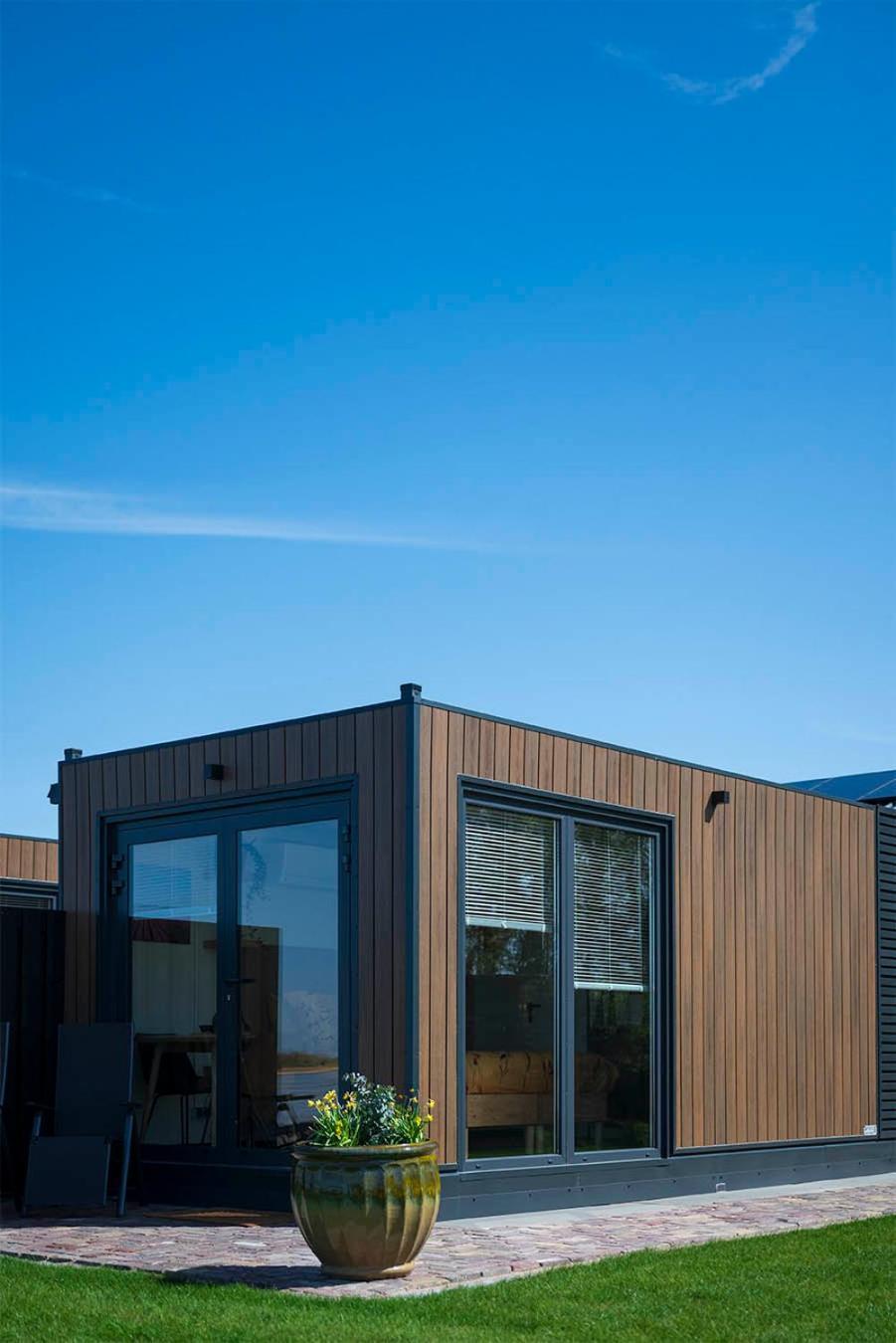 Bloem & Bed Acomodação com café da manhã 't Zand Exterior foto